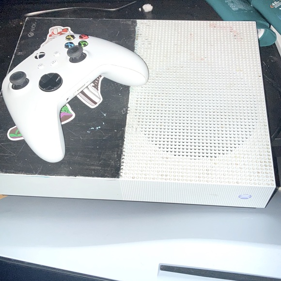 Xbox One S One Terabyte of storage